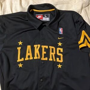 Vintage LA lakers warm up men’s large